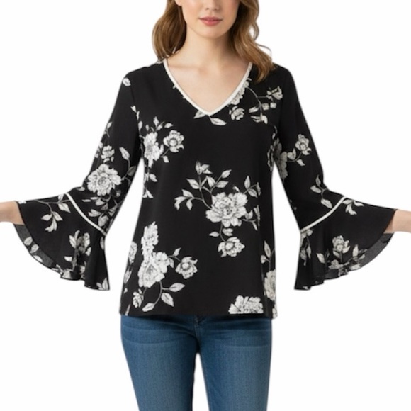 Vintage Tops - ⭐️ Artizan ($69) by Robin Barré Black & White Blouse With Bell Sleeves - PTP 22